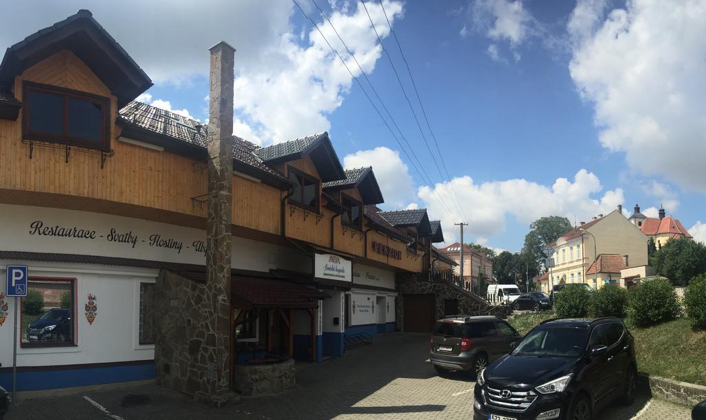 Penzion U Holuba Hradcovice Exterior photo